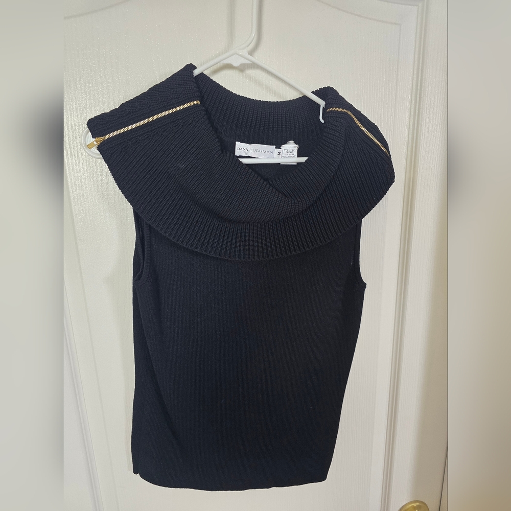 Dana Buchman‎ Black Sleeveless Sweater